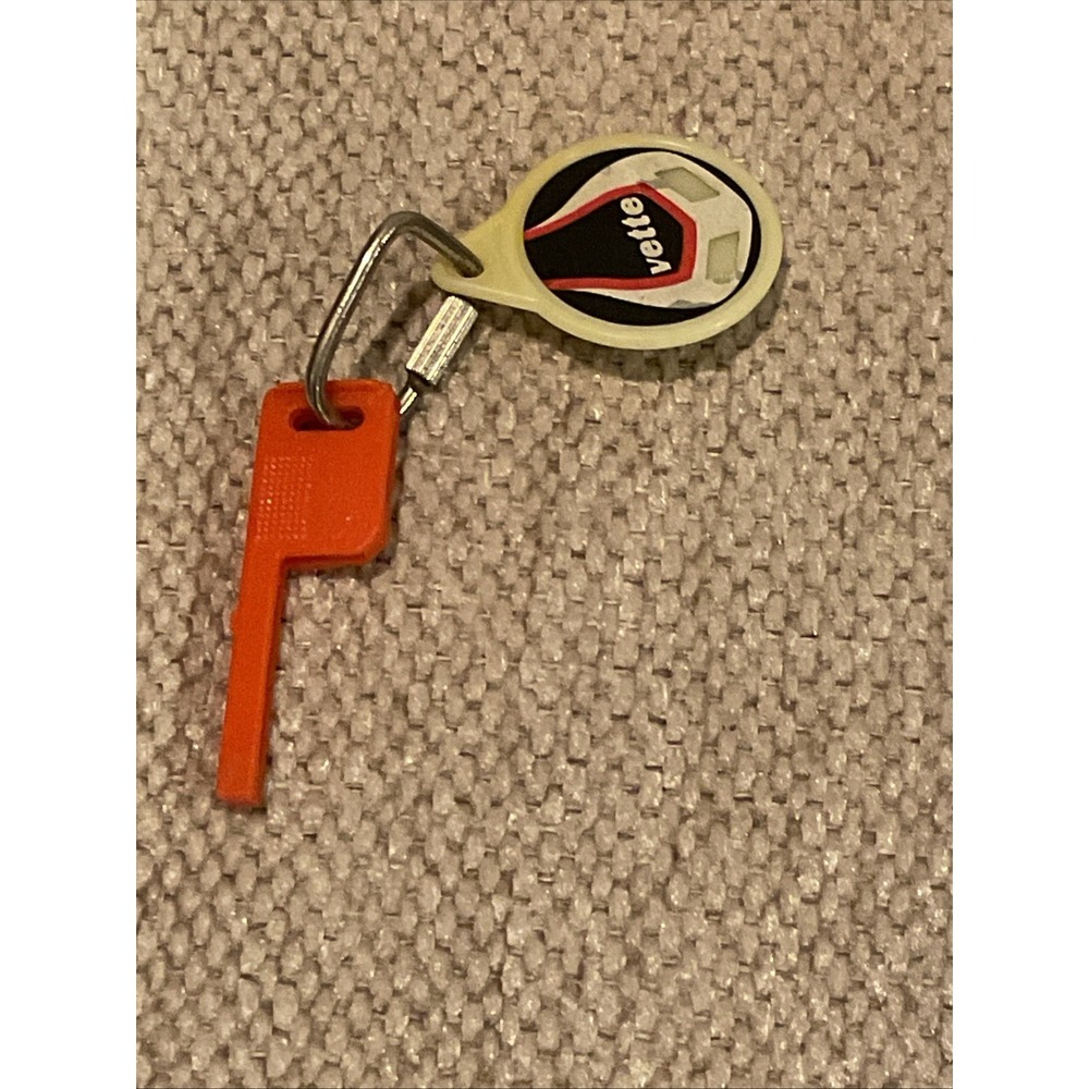 Vintage Kidco Burnin' Key Cars Vette Glow In Dark Key Keychain Only 1980